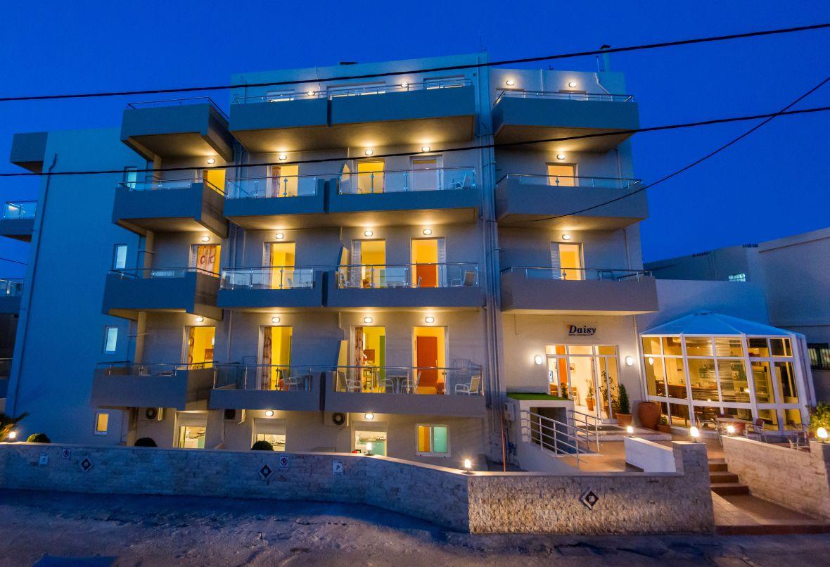 העיירה רתימנו Daisy Hotel Apartments מראה חיצוני תמונה