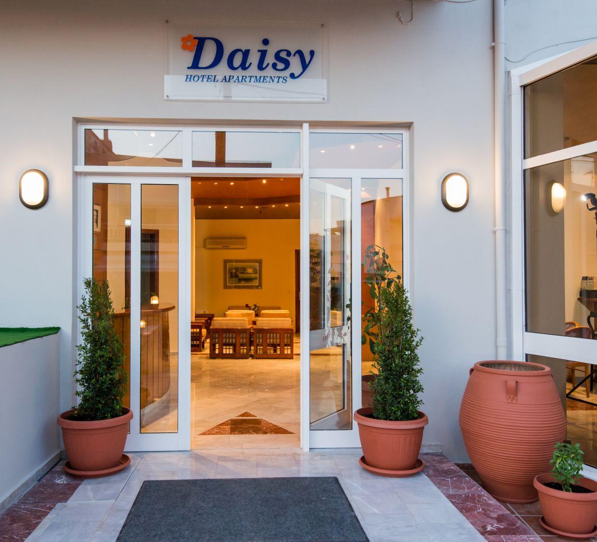 העיירה רתימנו Daisy Hotel Apartments מראה חיצוני תמונה