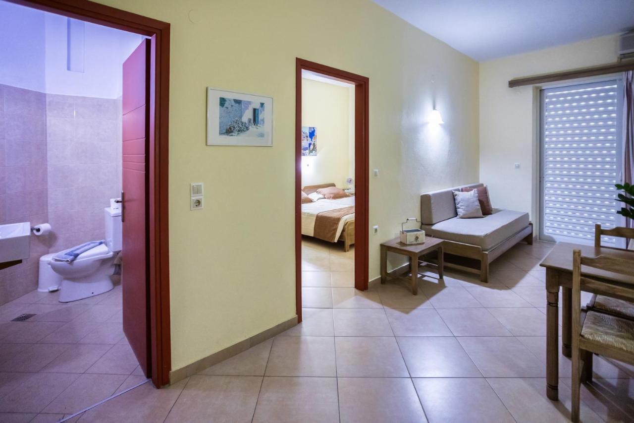 העיירה רתימנו Daisy Hotel Apartments מראה חיצוני תמונה