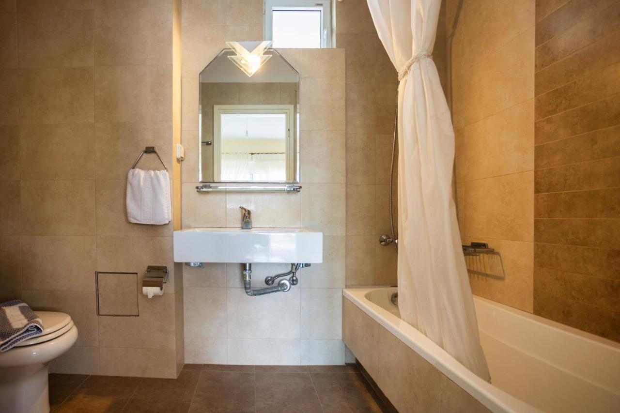 העיירה רתימנו Daisy Hotel Apartments מראה חיצוני תמונה