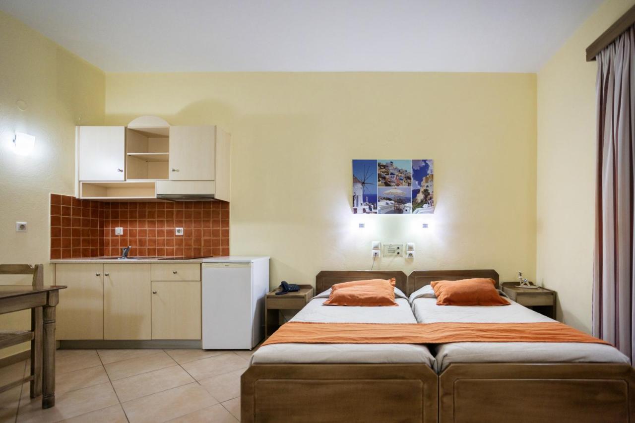 העיירה רתימנו Daisy Hotel Apartments מראה חיצוני תמונה