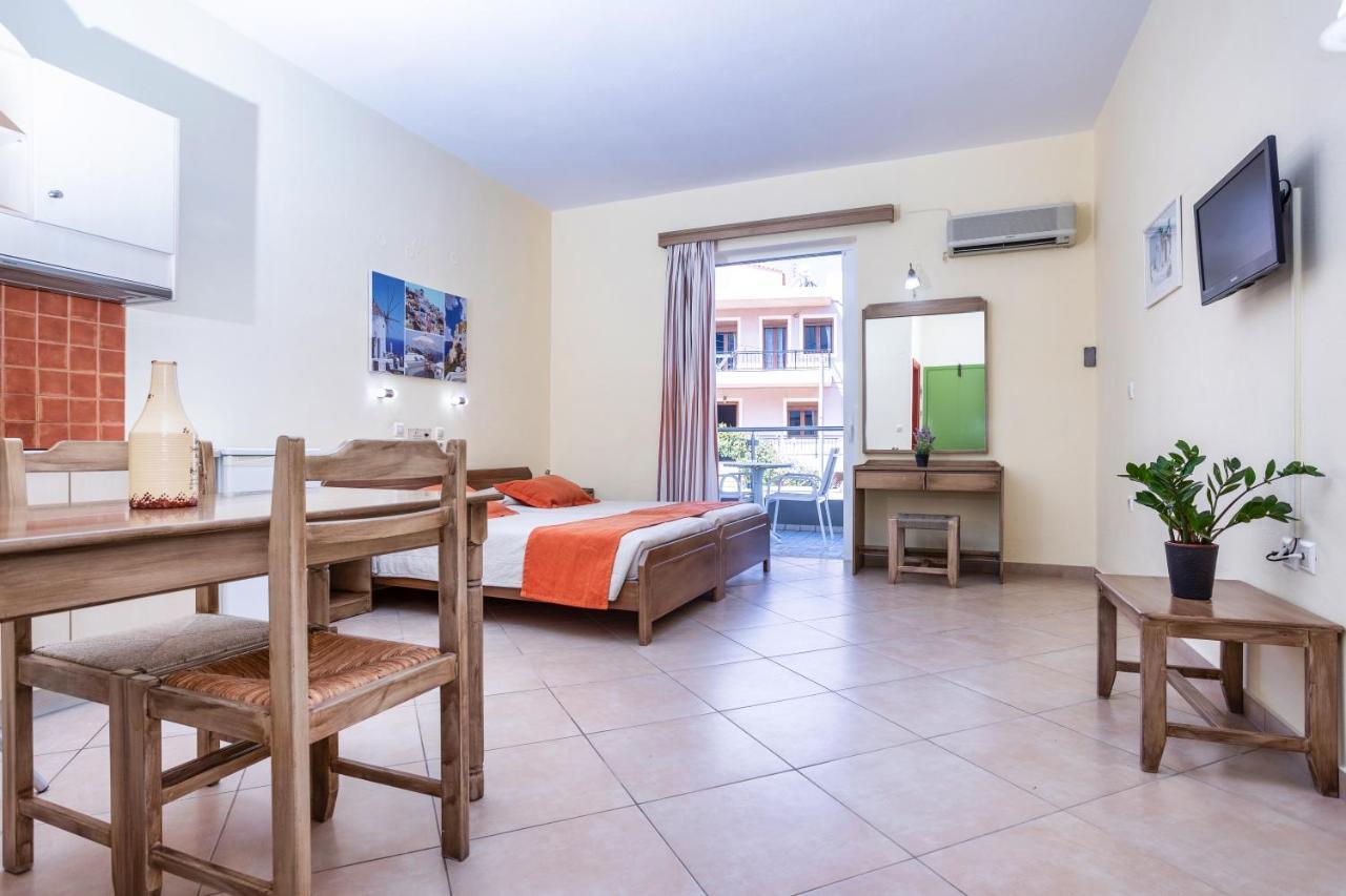 העיירה רתימנו Daisy Hotel Apartments מראה חיצוני תמונה