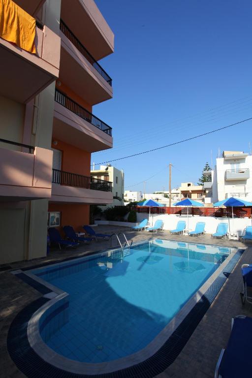 העיירה רתימנו Daisy Hotel Apartments מראה חיצוני תמונה